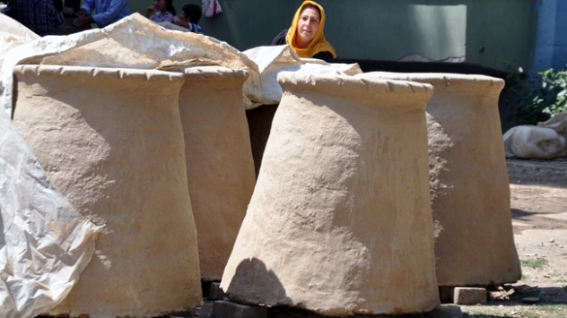 Geçimlerini Tandır Yaparak Sağlıyorlar