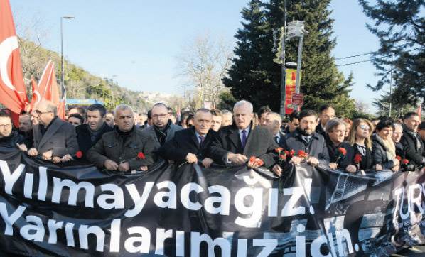 Tunceli'de CHP Teröre Karşı Yürüyüş Yaptı