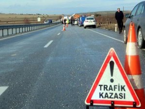 Erzincan'da 3 Ayrı Trafik Kazaları: 27 Yaralı