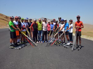 Kayaklı Koşu Milli Takımı, Kampa Girdi