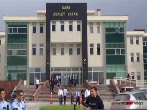 Kars'taki Silahlı Kavga'da Yakalanan Zanlı Adliyeye Sevk Edildi