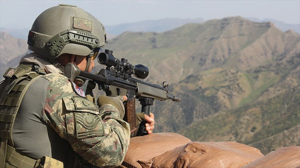 Şırnak'ta 5 Terörist Güvenlik Güçlerine Teslim Oldu