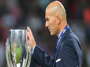 Zidane Kupaya Doymuyor