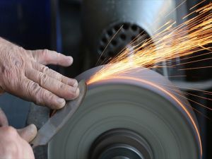 'Her Yıl, Kalitesiz Bıçak Kullanımı Sonucu 20 Milyonluk Deri Çöpe Gidiyor'