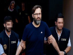 Fetö'nün Yeni Yapılanmasına Yönelik Operasyonda Bornova İmamı Yakalandı