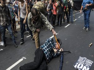 Abd'deki Irkçı Gösteriler 'Aralıksız' Sürecek