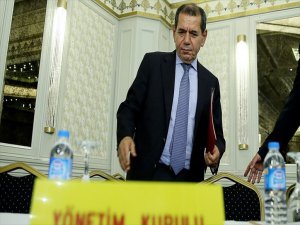 Dursun Özbek'ten Eleştirilere Tepki Verdi