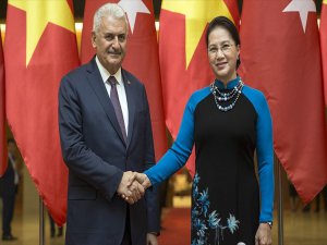 Binali Yıldırım Vietnam Ulusal Meclisi Başkanı Nigan İle Görüştü