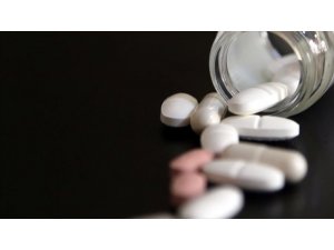 İlaç Bulamama Korkusu 'Stok' Yaptırıyor
