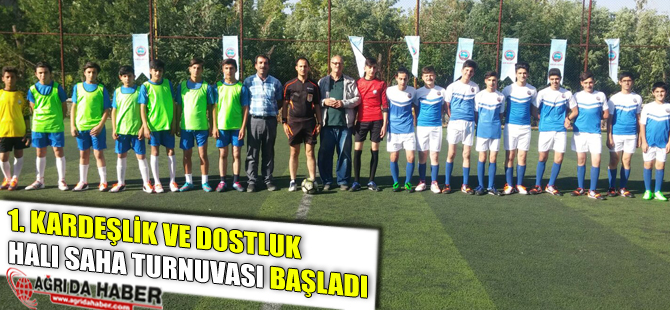 Mahalleler Arası 1.Kardeşlik ve Dostluk Halı Saha Futbol Turnuvası başladı.