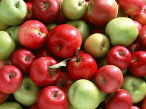 Diyabet ve Ağız Sağlığına En Etkili İlaç: Elma!