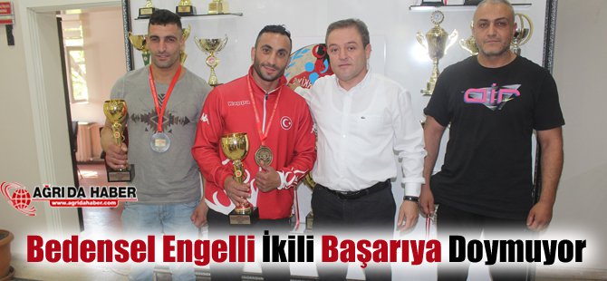 Bedensel Engelli İkili Başarıya Doymuyor