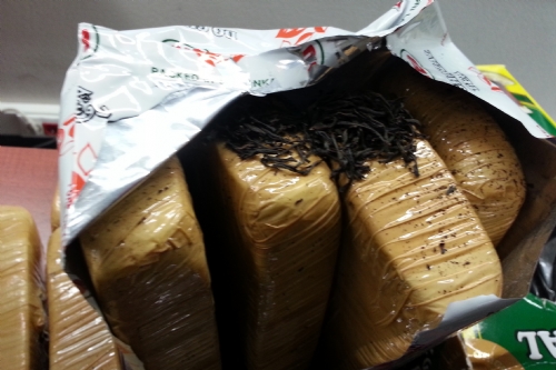 Suluova'da Çay Paketlerinden 12 Kilo 200 Gram Eroin Çıktı Suluova'da Çay Paketlerinden 12 Kilo 200 Gram Eroin Çıktı