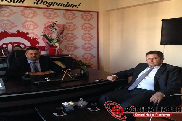 Ağrı İl Sağlık Müdürü Dr.Seyfettin Yeşilboya, ÇGD ve İYAD'dı ziyaret etti. Ağrı İl Sağlık Müdürü Dr.Seyfettin Yeşilboya, ÇGD ve İYAD'dı ziyaret etti.