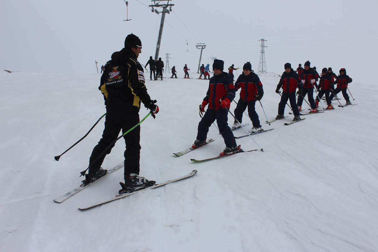 AĞRI'DA KAYAK SPORU HER GEÇEN GÜN GELİŞİYOR