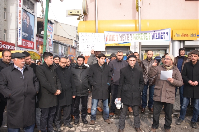 İHH Operasyonuna Ağrı'da Tepki İHH Operasyonuna Ağrı'da Tepki