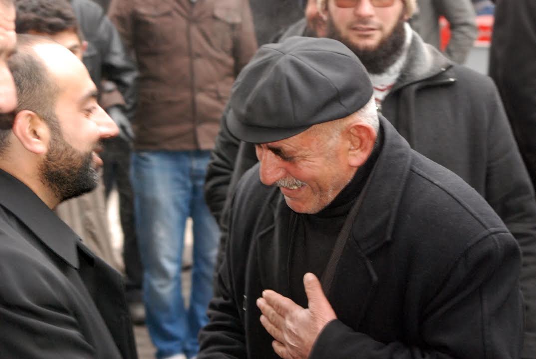 HÜDA PAR Ağrı Belediye Başkan Adayı esnafı ziyaret etti HÜDA PAR Ağrı Belediye Başkan Adayı esnafı ziyaret etti