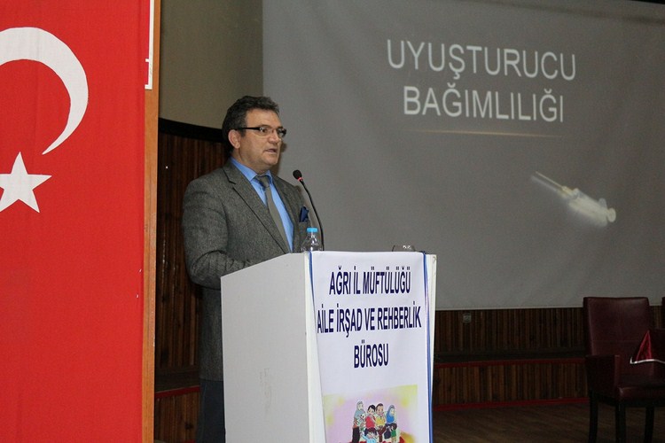 AĞRI İL MÜFTÜLÜĞÜ MADDE BAĞIMLILIĞI KONULU PANEL