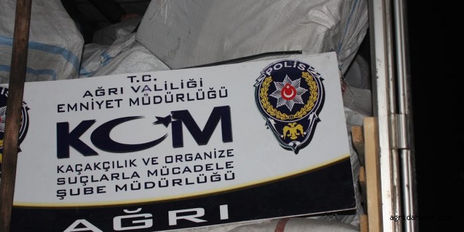 Gübre Yüklü Tır'da Kaçak Sigara Ele Geçirildi