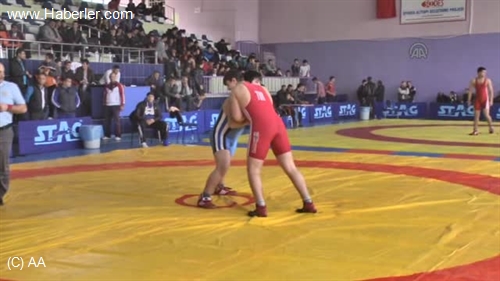 Okullararası Serbest ve Grekoromen Güreş Grup Yarışmaları başladı