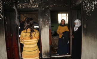 Ağrı Yüzüncü Yıl Mahallesinde Ev Yangını