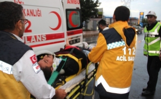 Şanlıurfa'da Otomobil Takla Attı: 4 Yaralı!