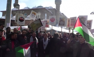 Ağrı'da Cuma Namazı Çıkışı Kudüs İçin ABD Protestosu