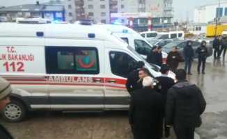 Ağrı'da Elektrik Akımına Kapılan 2 Genç Ağır Yaralandı!