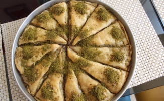 Malatya'nın Yeni Tatlısı: Kayısılı Baklava