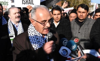 Van'da Kudüs İçin Binlerce Kişi Toplanarak Protesto Yaptı