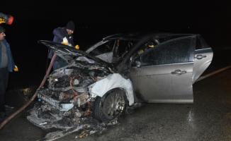 Ağrı Gürbulakta otomobil yangını