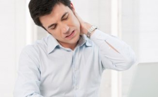 Boyun Tutulması Nedir? Boyun Tutulması Nasıl Geçer?