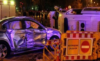 Kayseri'de Otomobil ile çarpışan Ambulans devrildi: 5 kişi yaralandı