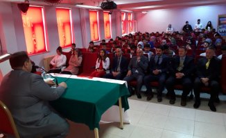 Ağrı'da Kariyer Günleri Etkinliği