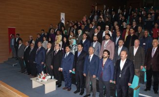 Ağrı'da Siyaset Akademisi Kursu Faaliyete Geçti