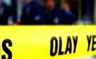 Emniyetin Önünde İntihar Etti!