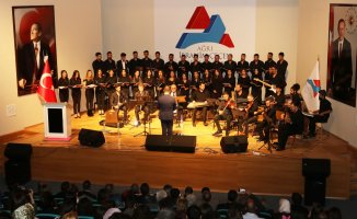 Ağrı İbrahim Çeçen Üniversitesi'nde Türk Sanat Müziği Konseri Yapıldı