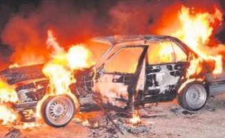 Doğubayazıt'ta Korkutan Otomobil Yangını