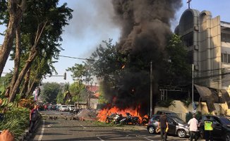 Endonezya'daki  Patlamayı Deaş Üstlendi!
