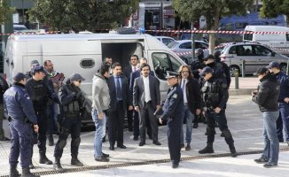 Yunan Gazetesi Fetöcülerin Yerini Açıkladı