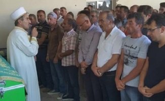 Cami İmamı Kendini Tutamayıp...