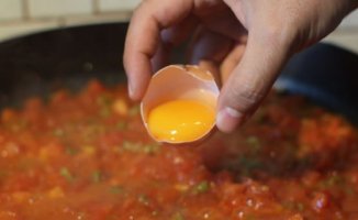Menemen Nasıl Yapılır? Yumurtalı Menemenin Yapılışı