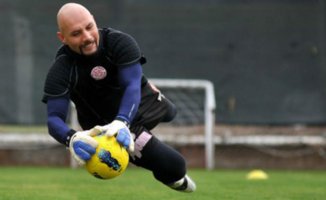 FETÖ'den Yargılanan Milli Kaleci Ömer Çatkıç'a Tahliye