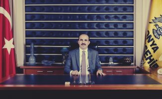 Ak Parti Konya Belediye Başkan Adayı Uğur İbrahim Altay Kimdir?