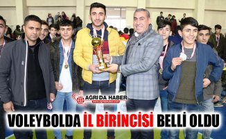 Ağrı'da "Gençler Voleybol İl Birinciliği" Müsabakaları Sona Erdi