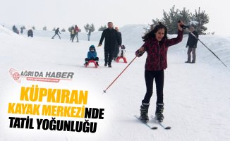 Ağrı Küpkıran Kayak Merkezinde Tatil Yoğunluğu