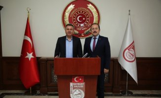 Ağrı Valisi Süleyman Elban Vali Pehlivan'ı Ziyaret Etti