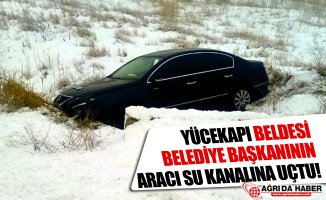 Yücekapı Belde Belediye Başkanının Aracı Su Kanalına Düştü!