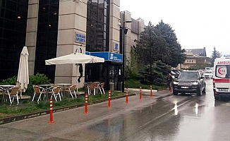 Ünlü İş Kadını Sauna'da Ölü Blundu