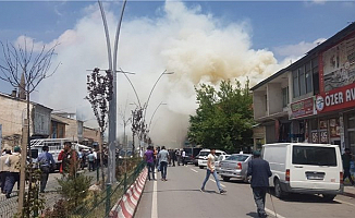 Ağrı Taşlıçay'da Korkutan Yangın